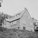 foreclosed home